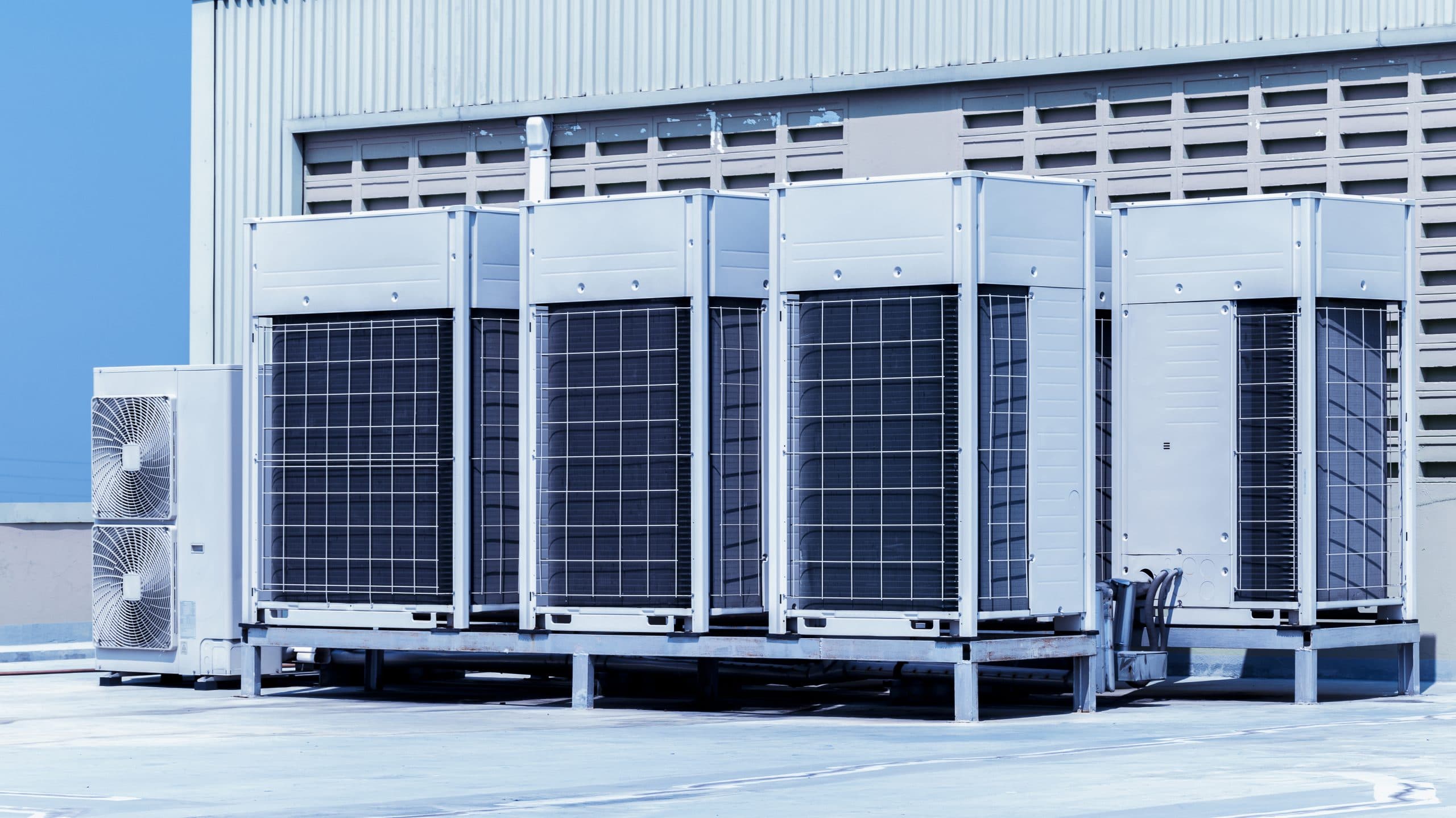 Rooftop mechanical equipment seismic anchorage for data center HVAC systems